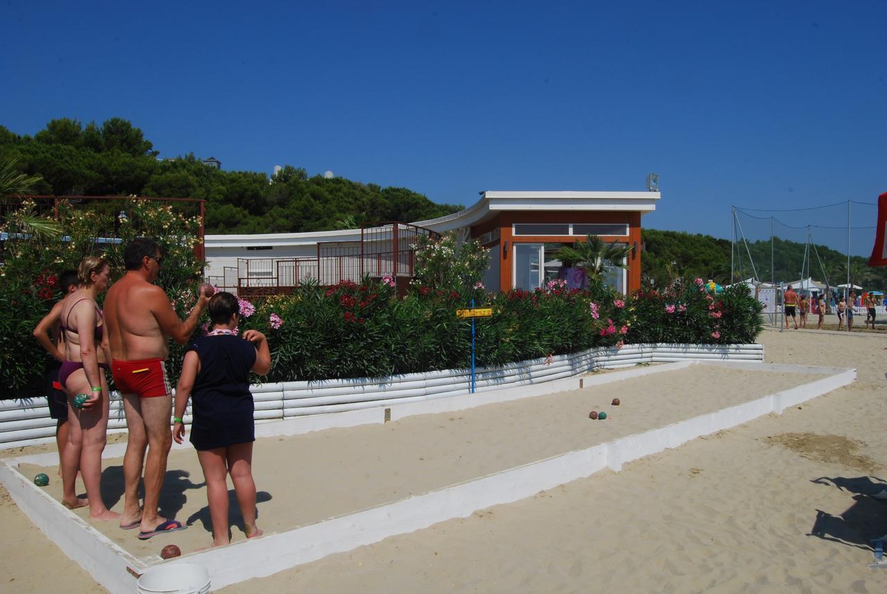 Hotel Astor Alba Adriatica Eksteriør bilde